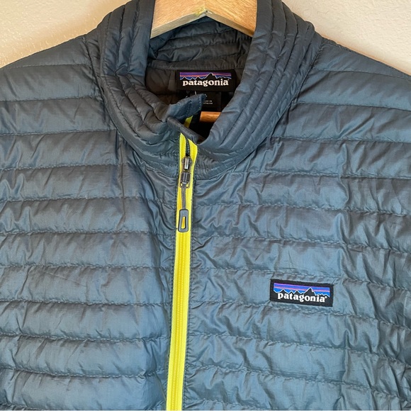 Patagonia Teal Jacket - Picture 2 of 9